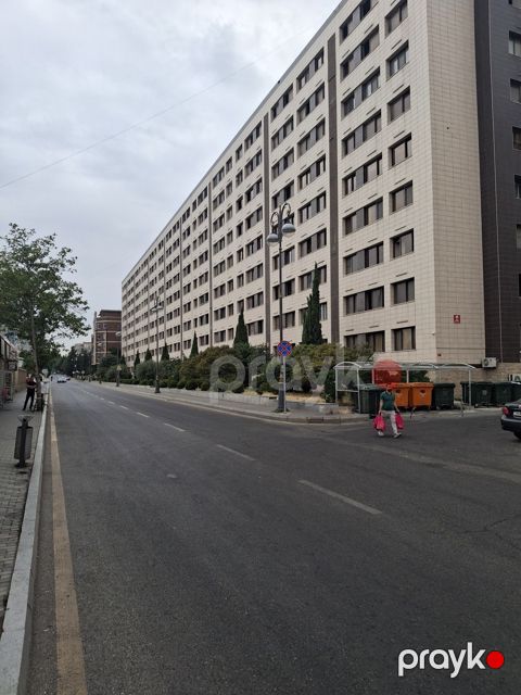 Satılır 2 otaqlı köhnə tikili 65 m²