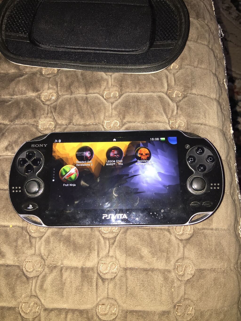 Sony PlayStation Vita handheld oyun konsolu Xüsusiyyətlər: - 5" OLED — Elektronika, Gəncə (5)