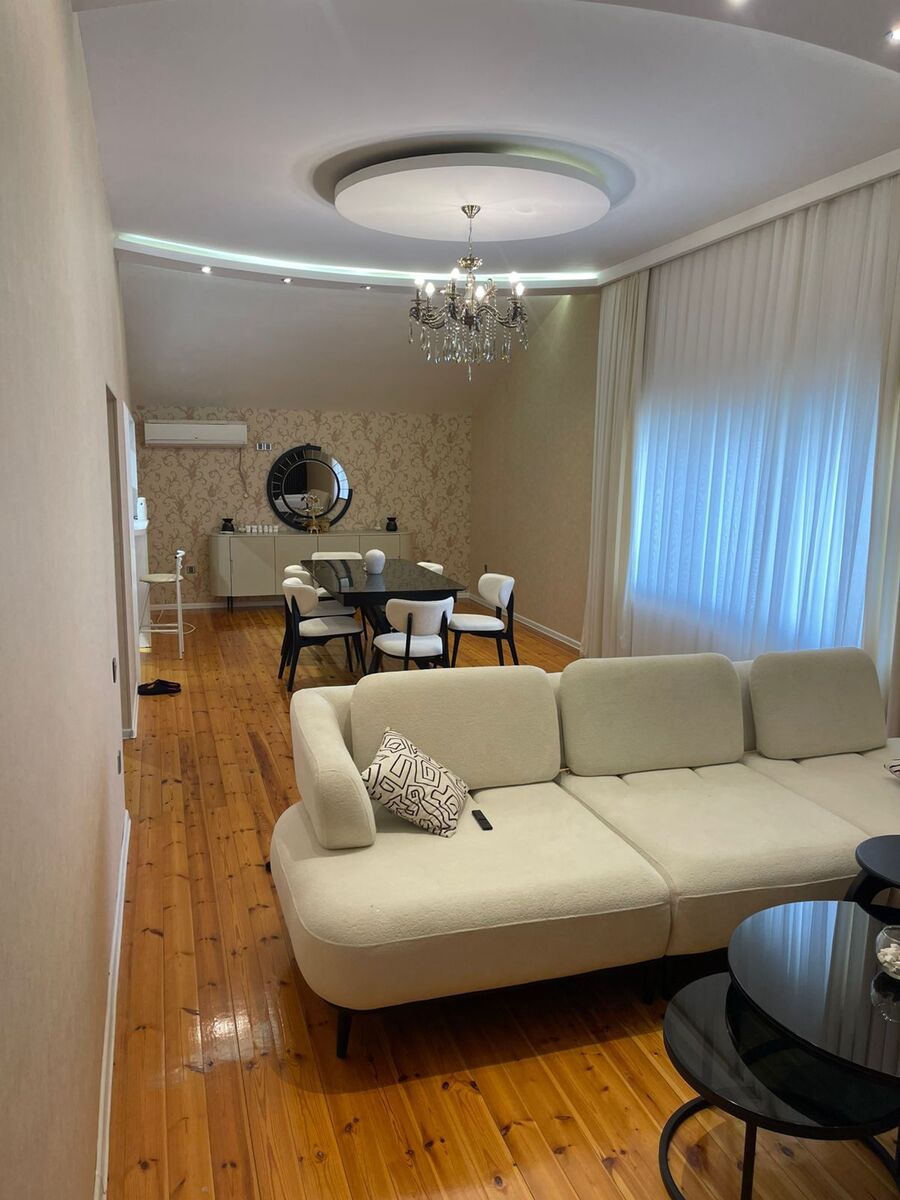 Satılır 6 otaqlı həyət evi/bağ evi 240 m² — Ev, villa, Bakı (2)