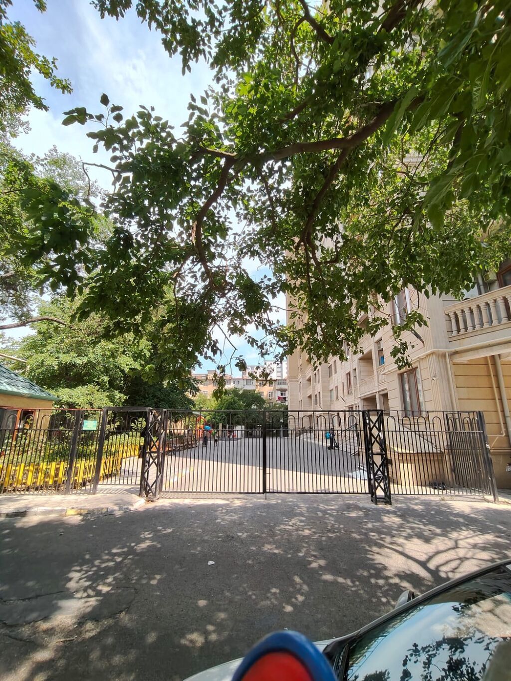 Yasamal, 3 otaqlı, Yeni tikili, m. İnşaatçılar, 80 kv. m — Daşınmaz əmlak, Bakı (2)