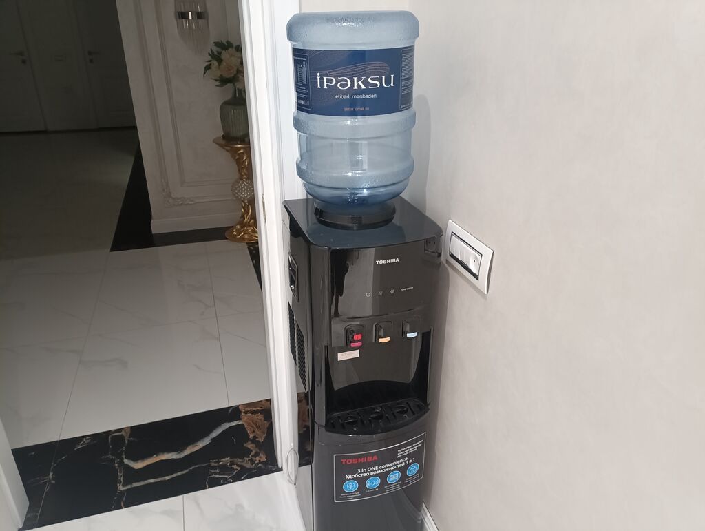 Toshiba su dispenseri – 3‑ü 1‑də funksionallıq - Üstə quraşdırılan — Mətbəx texnikası, Bakı (3)