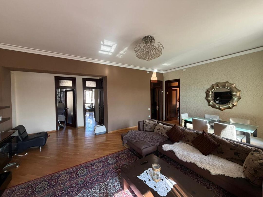 İcarəyə verilir 3 otaqlı köhnə tikili 110 m² — Mənzil, Bakı (3)