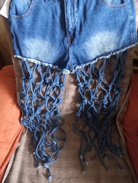 Qadın denim şort – makrame üslublu uzun iplərlə - Material: klassik