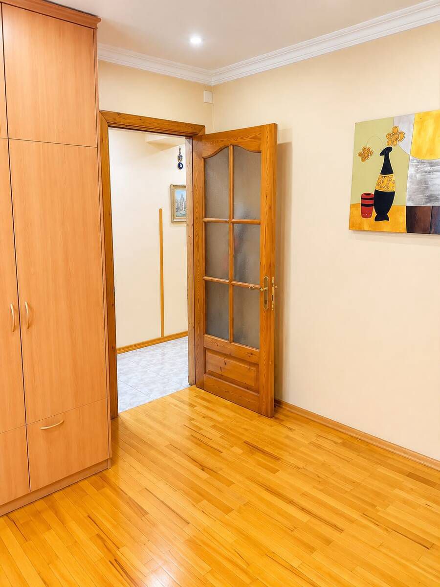 İcarəyə verilir 3 otaqlı köhnə tikili 95 m² — Mənzil, Bakı (9)