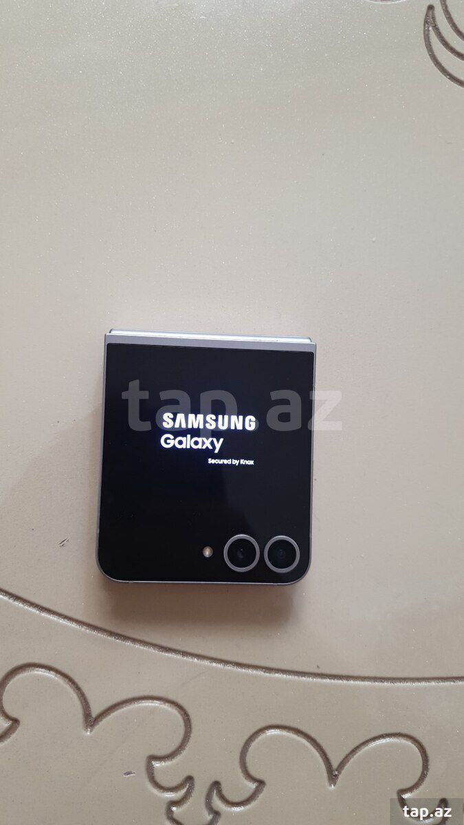 Samsung Galaxy Z Flip 6 Silver Shadow 256GB/12GB — Telefonlar və qadjetlər, Bakı (3)