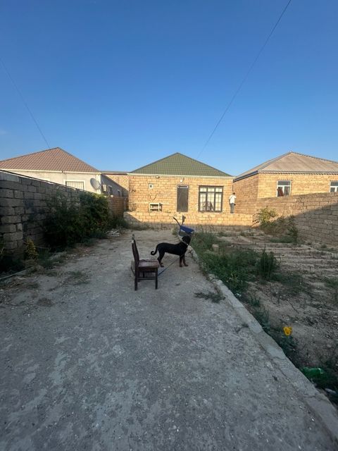 Həyət evi, Binə qəs. — Bakı