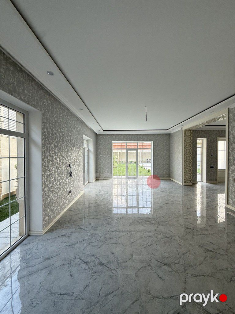 Satılır 5 otaqlı həyət evi/bağ evi 300 m² — Ev, villa, Bakı (11)