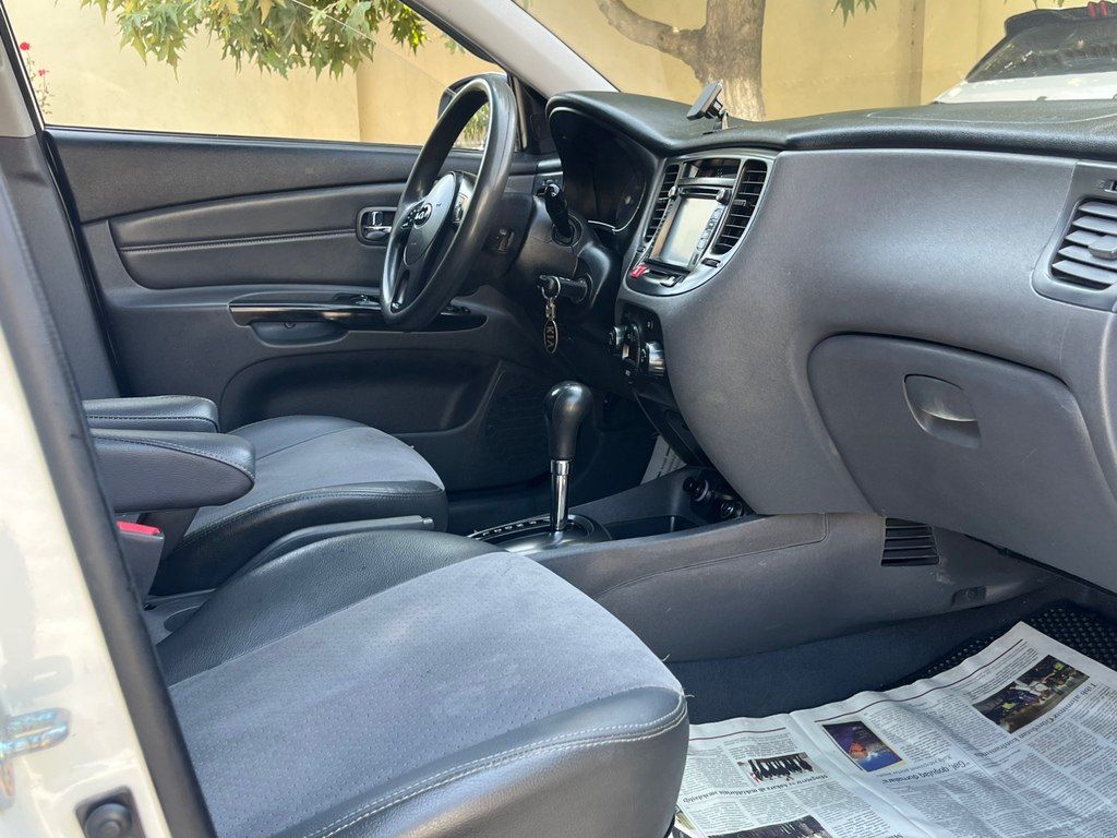 Kia Rio, 1.5 L, 2009 il, 225 000 km — Avtomobillər, Bakı (7)