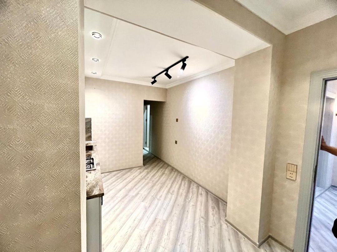 Satılır 2 otaqlı köhnə tikili 65 m² — Mənzil, Bakı (6)