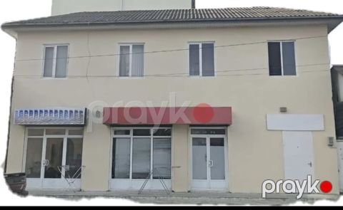 Lənkəranda, Starway oteli və Universitet binasına yaxın, H. Abdullayev