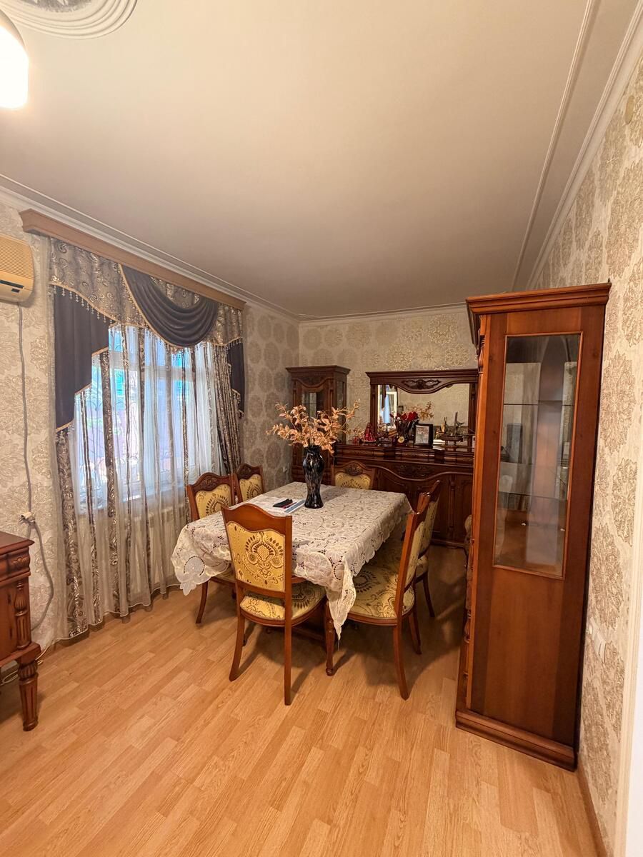 Satılır 8 otaqlı həyət evi/bağ evi 250 m² — Ev, villa, Bakı (6)