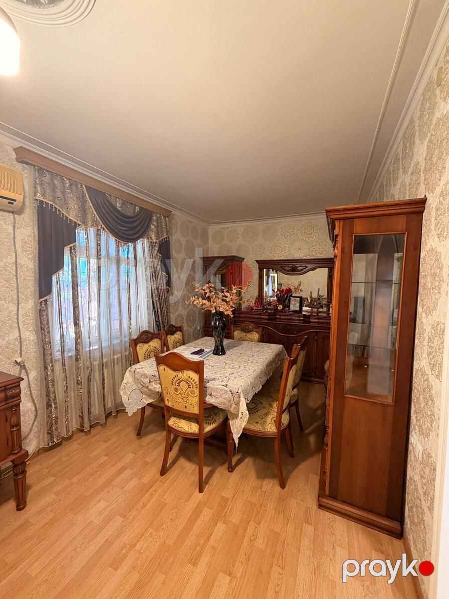 Satılır 8 otaqlı həyət evi/bağ evi 250 m² — Ev, villa, Bakı (6)