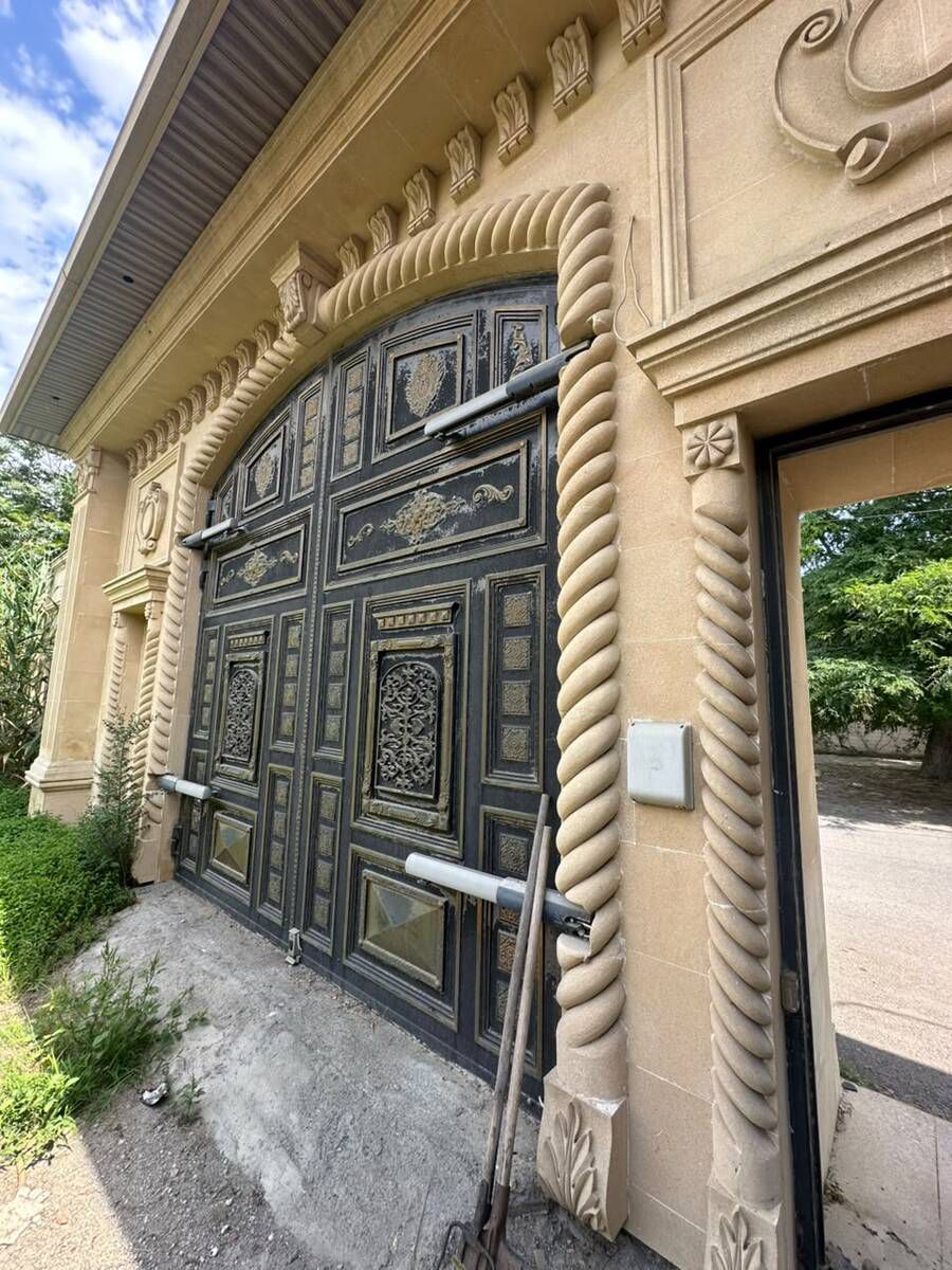 Satılır 8 otaqlı həyət evi/bağ evi 1850 m² — Ev, villa, Bakı (5)