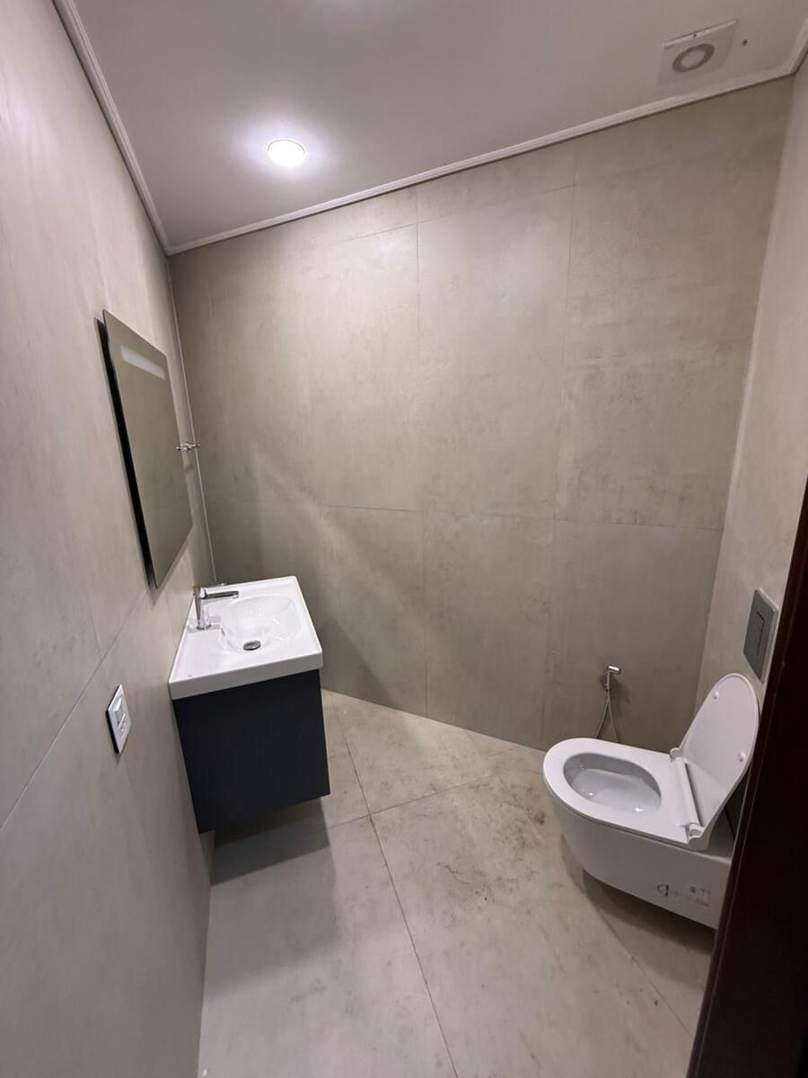 İcarəyə verilir 4 otaqlı yeni tikili 220 m² — Mənzil, Bakı (11)