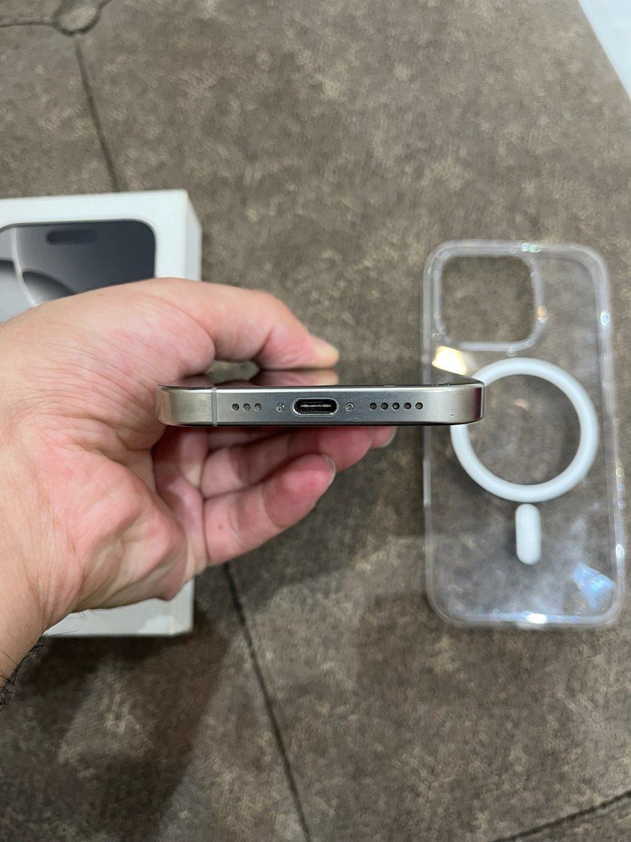 Apple iPhone 16 Pro Natural Titanium 256GB/8GB — Telefonlar və qadjetlər, Bakı (5)