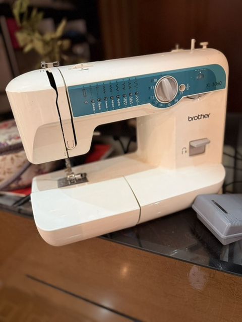 Brother XL-5060 tikiş maşını - Mexaniki idarəetmə, böyük seçim