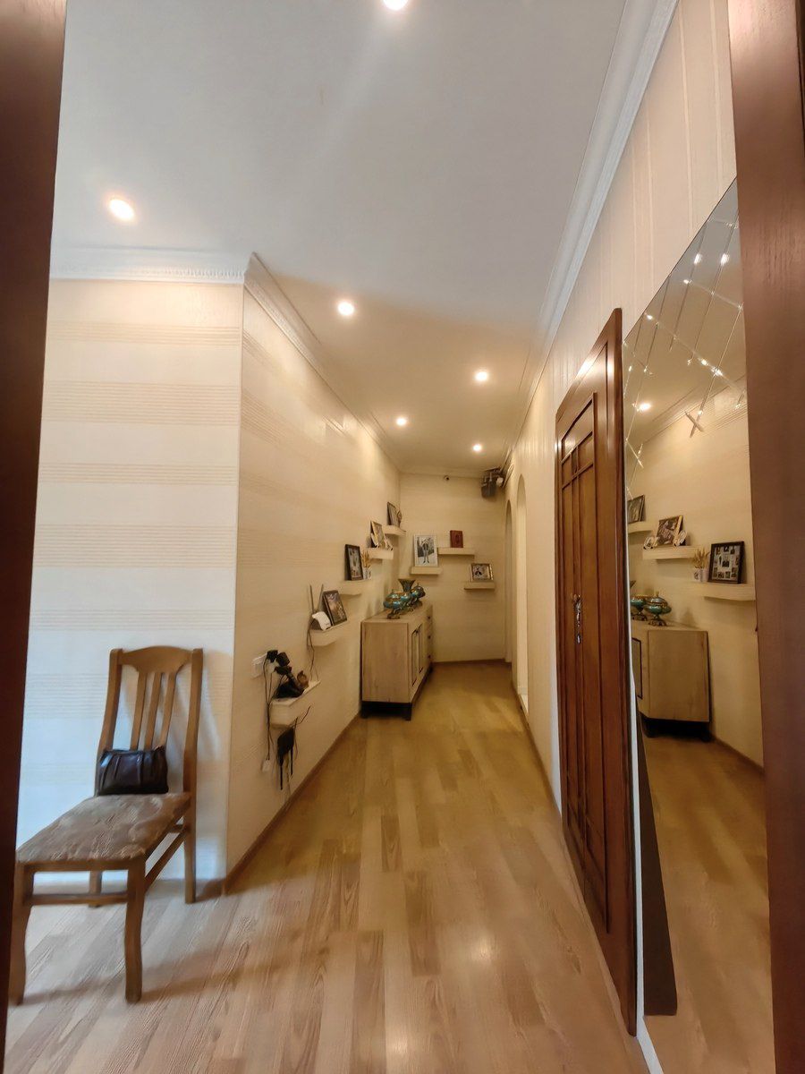 Satılır 3 otaqlı köhnə tikili 103 m² — Mənzil, Bakı (9)