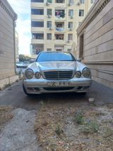 Mercedes E 220, 2000 il — Otomobil