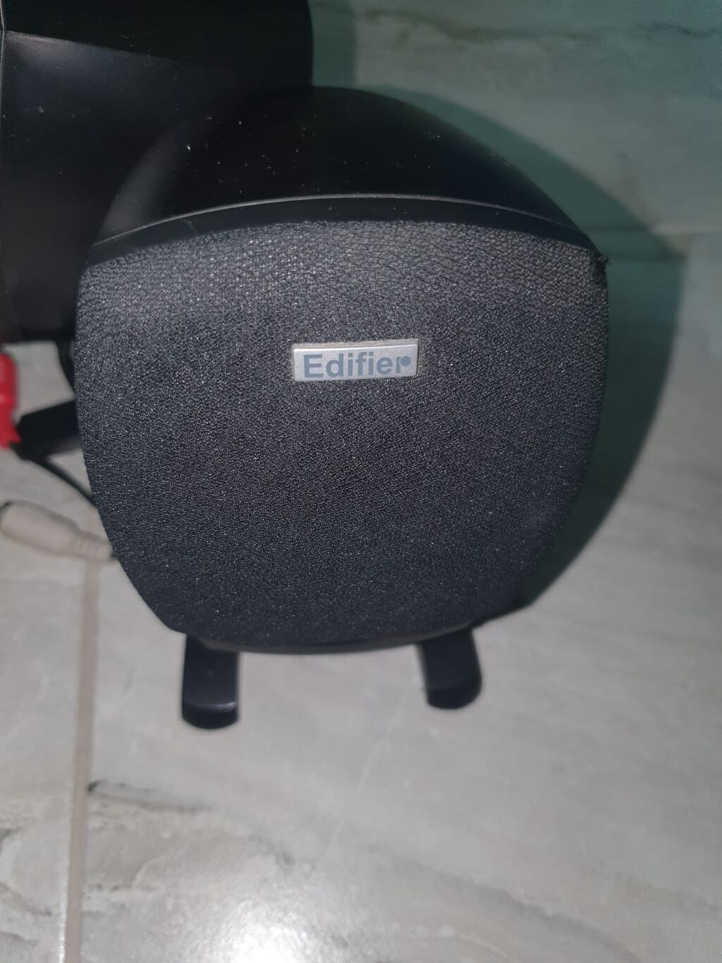 Yeni Edifier Kolonka, Növ - Kompüter üçün, rəng - Qara