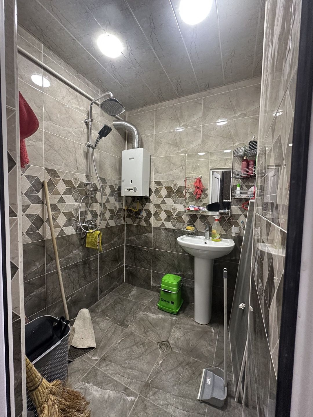 Satılır 3 otaqlı köhnə tikili 68 m² — Mənzil, Bakı (8)