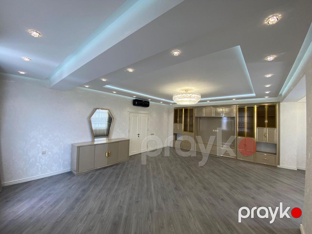 Satılır 4 otaqlı yeni tikili 181 m² — Mənzil, Bakı (10)