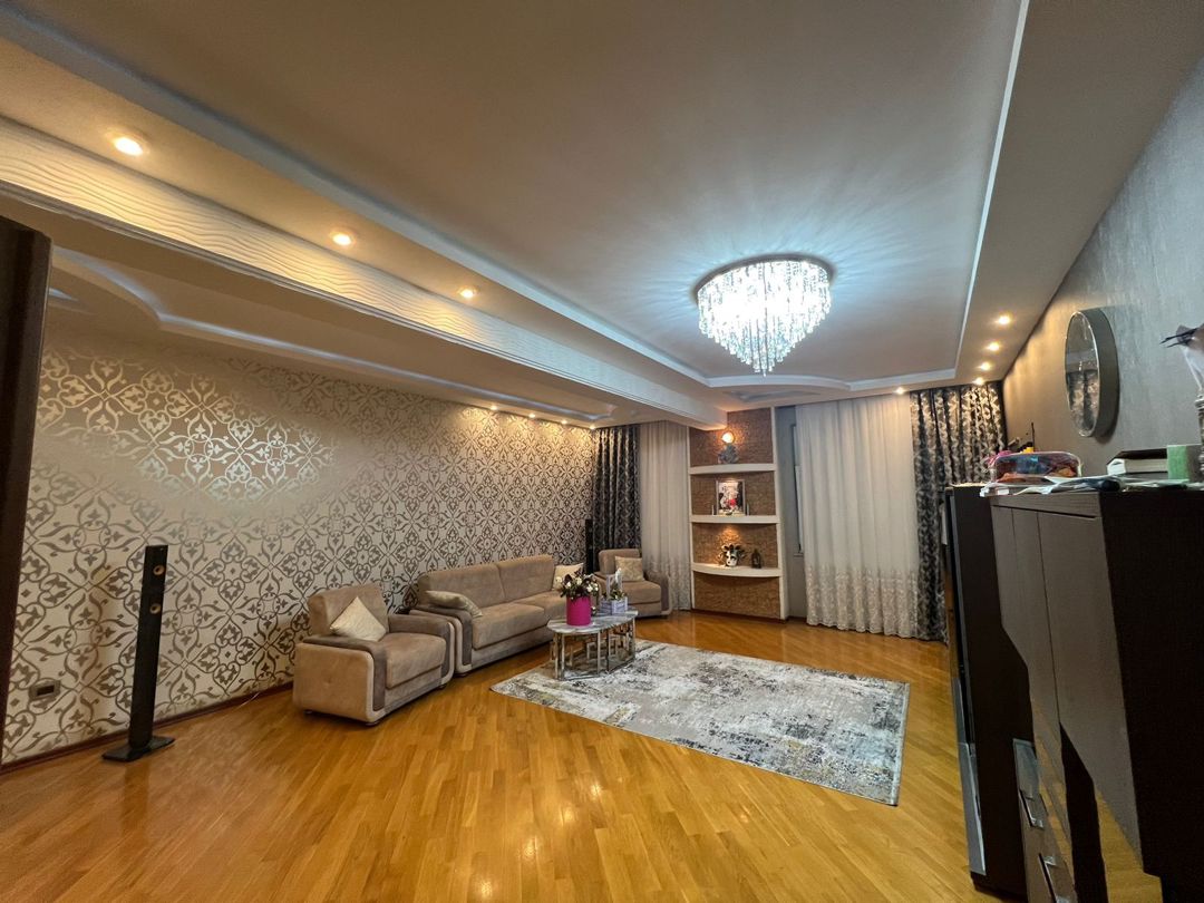 Satılır 3 otaqlı yeni tikili 135 m² — Mənzil, Bakı (2)