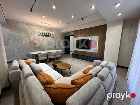 Satılır 3 otaqlı yeni tikili 140 m²
