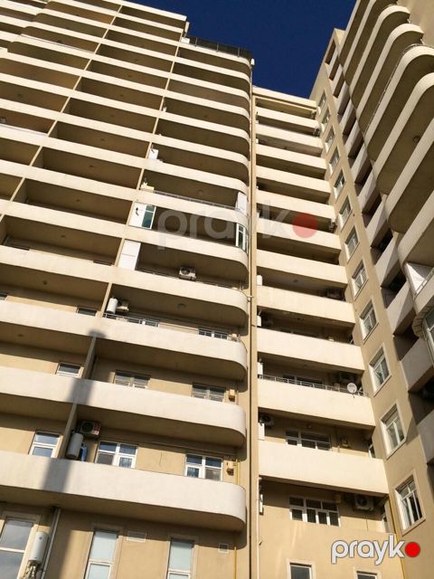 Satılır 2 otaqlı yeni tikili 92 m²
