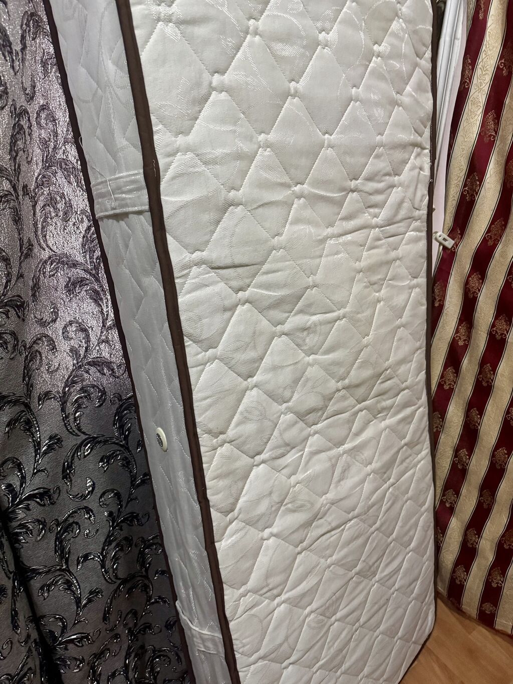 İşlənmiş, Sadə matras, Bir nəfərlik — Matraslar, Bakı (3)