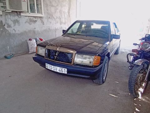 Mercedes-Benz 190 maşın hər gun surlən masındir pirablemsiz dir yag