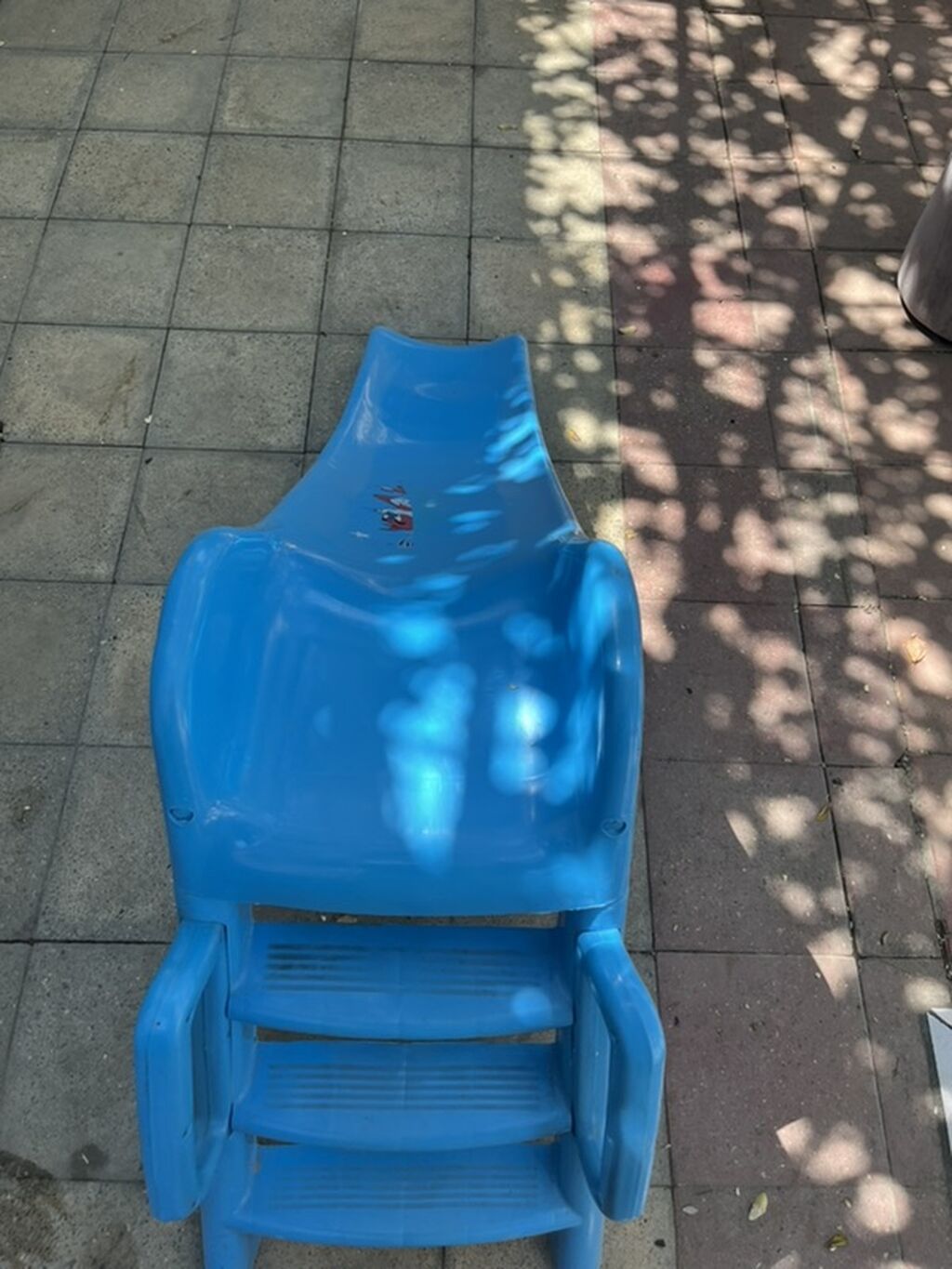 Mavi plastik uşaq sürüşkəni - Material: möhkəm, hava şəraitinə — Mebel, Bakı (2)