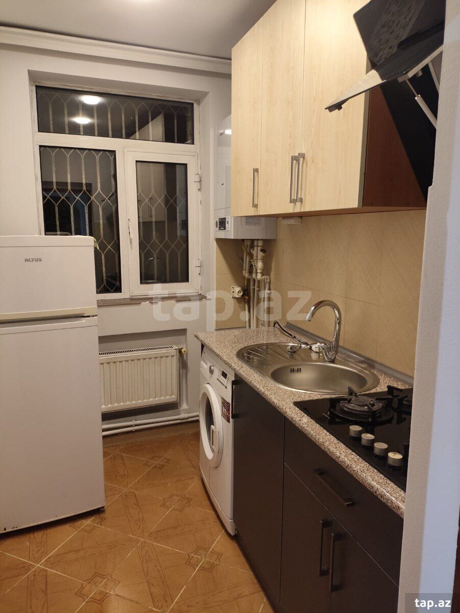 Həyət evi kirayə verilir, İnşaatçılar m. — Daşınmaz əmlak, Bakı (7)