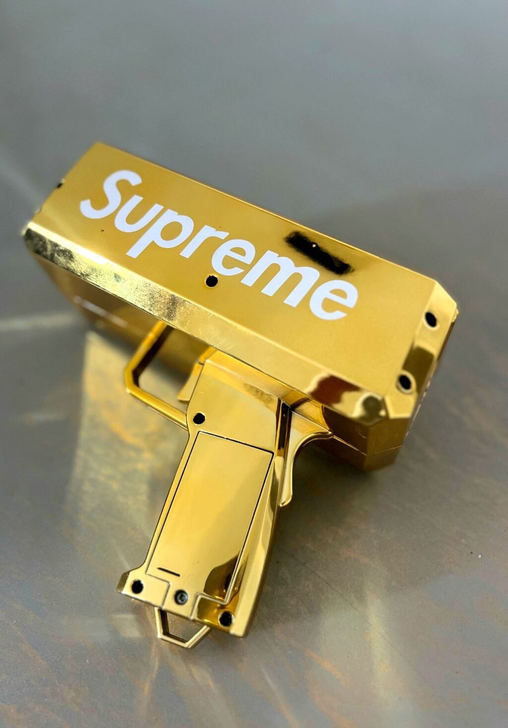 Məhsul: Supreme qızılı “Money Gun” (pul atıcı) Təsvir: - Parlaq — Oyuncaqlar, Bakı