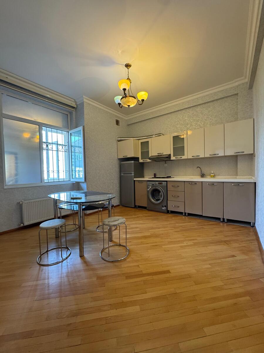İcarəyə verilir 3 otaqlı yeni tikili 120 m² — Mənzil, Bakı (11)