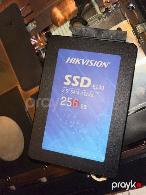 Hikvision E100 SSD 256GB (HS-SSD-E100) - 2.5" SATA III — Masazır
