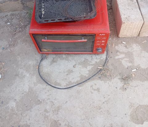 ARI elektrik mini soba 2-inci əl soba 1 spralınyanıb digəri işləyir