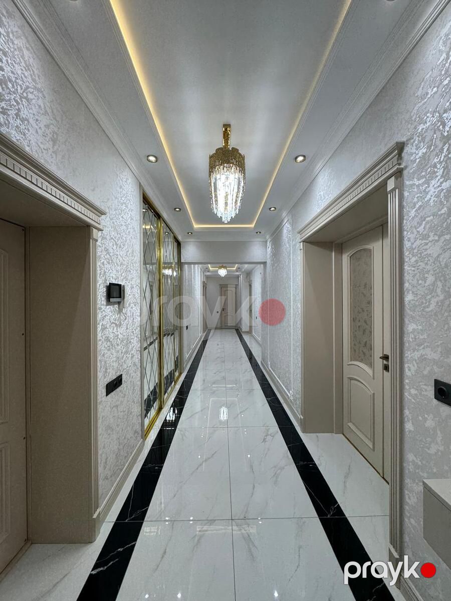 Satılır 4 otaqlı yeni tikili 240 m² — Mənzil, Bakı (2)