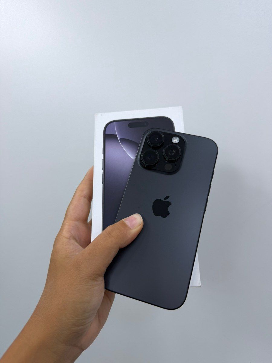 Apple iPhone 16 Pro Black Titanium 256GB/8GB — Smartfonlar, Bakı