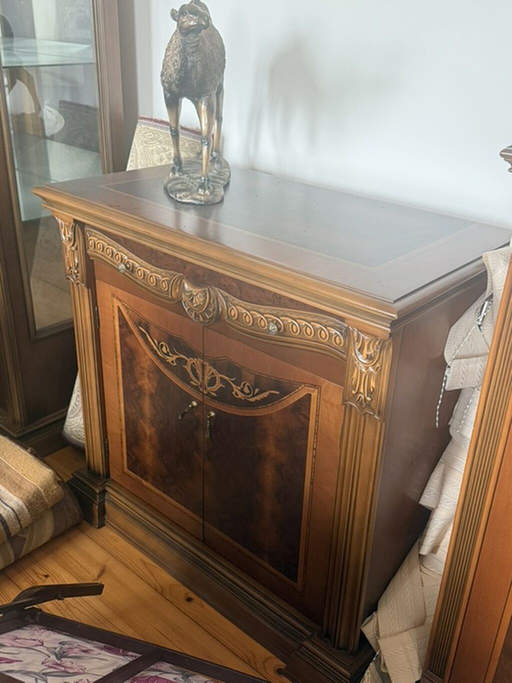 Klassik üslubda taxta qonaq otağı mebel dəsti - Material: keyfiyyətli — Mebel, Bakı (2)