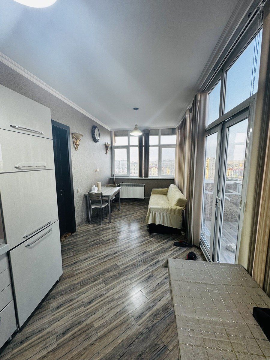 Satılır 4 otaqlı yeni tikili 200 m² — Mənzil, Bakı (7)