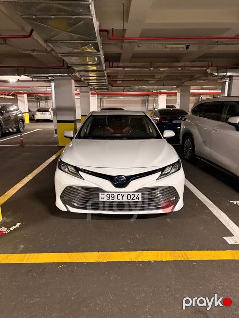 Toyota Camry, 2021 il