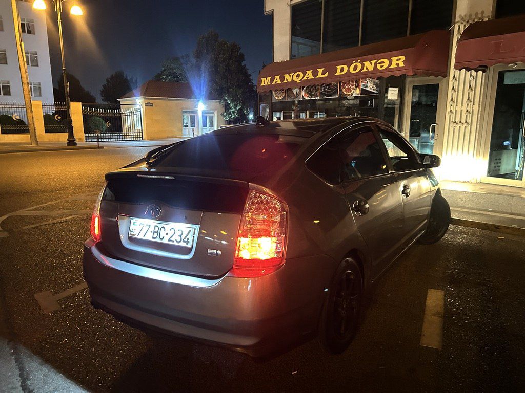 Toyota Prius, 1.5 L, 1.3 kWh, 2006 il, 235 000 km — Avtomobillər, Bakı (8)