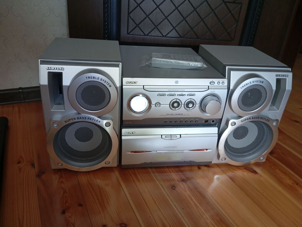 Sony mini Hi‑Fi sistem – model HCD‑WZ5 (kompakt disk tuner + — Elektronika, Digah (4)