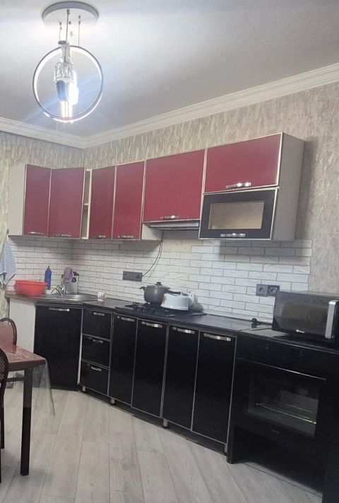 Mətbəx mebeli təcili satılır 200 manat ölçü 3.20 metr Qaz moyka