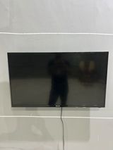Hisense divar tipli LED televizor - 40–43 düym — islam