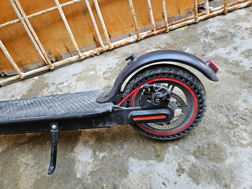 Elektrik skuter, şəhərdaxili gündəlik istifadə üçün praktik və rahat — Mallar, Xırdalan (3)