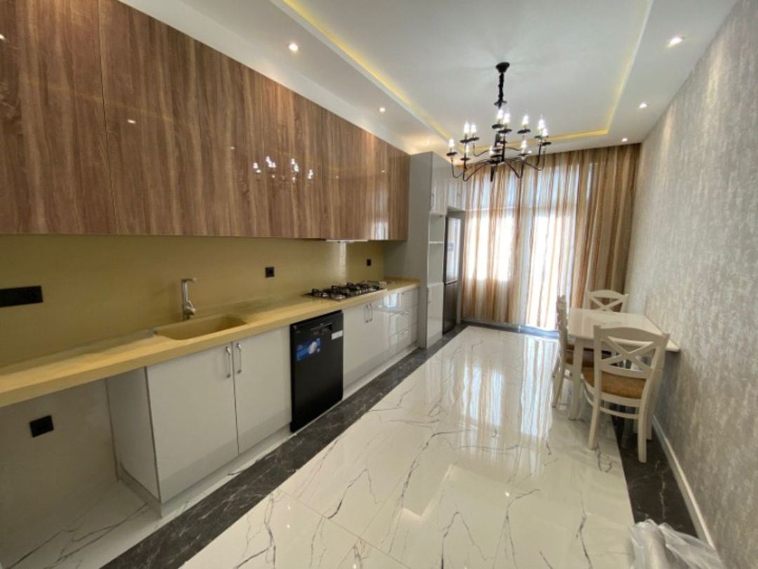 İcarəyə verilir 3 otaqlı yeni tikili 160 m² — Mənzil, Bakı (11)