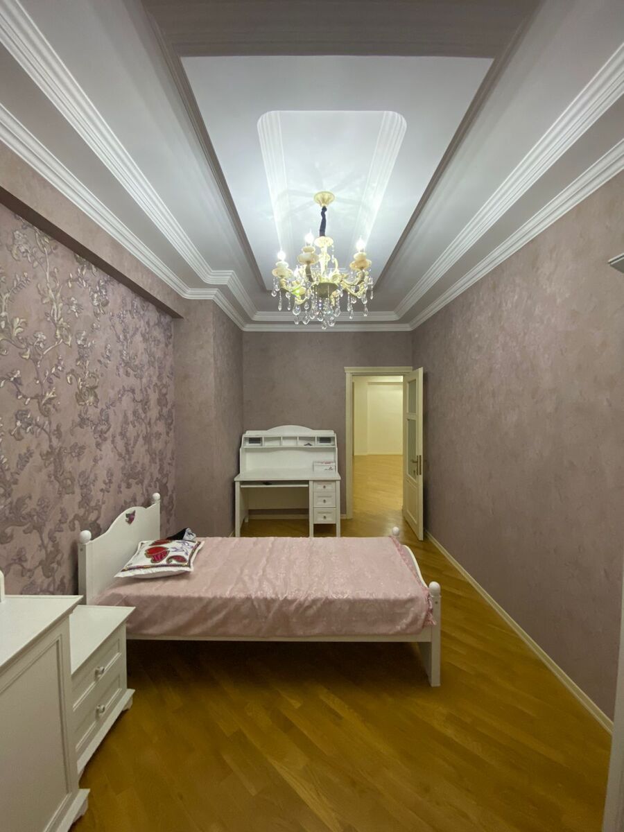 İcarəyə verilir 4 otaqlı yeni tikili 180 m² — Mənzil, Bakı (12)