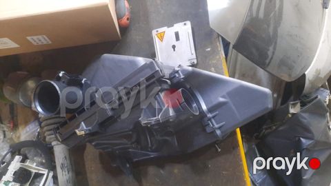 Nissan Sunny 2012, 2016 hava filtiri korpusu