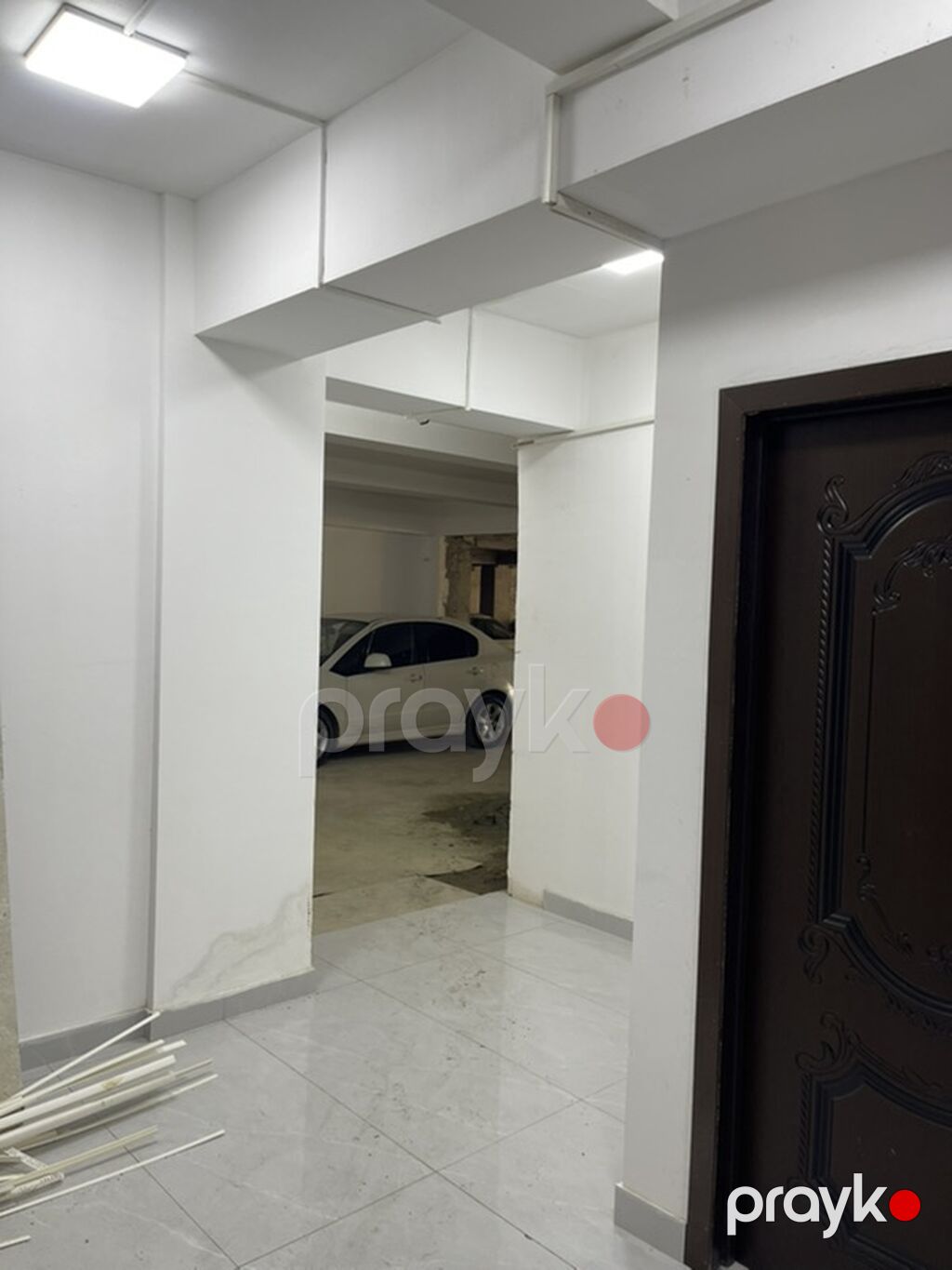 TESLA MALL – Ticarət Passagei (Giriş: “TİA BAKU” yazılı qapıdan) — Daşınmaz əmlak, Bakı (9)
